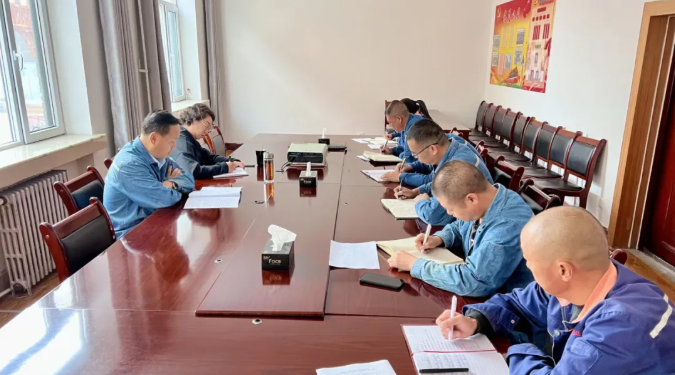 配送公司召開9月份安全生產(chǎn)例會暨安全生產(chǎn)百日攻堅行動部署專題會議