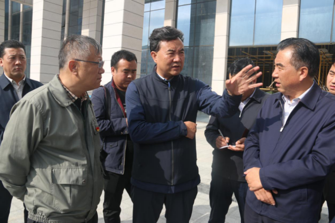 省人大常委會(huì)副主任、海東市委書記鳥成云專題調(diào)研曹家堡保稅物流園