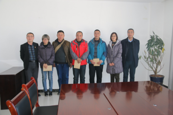 春節(jié)慰問(wèn)送關(guān)懷 濃濃關(guān)愛暖人心